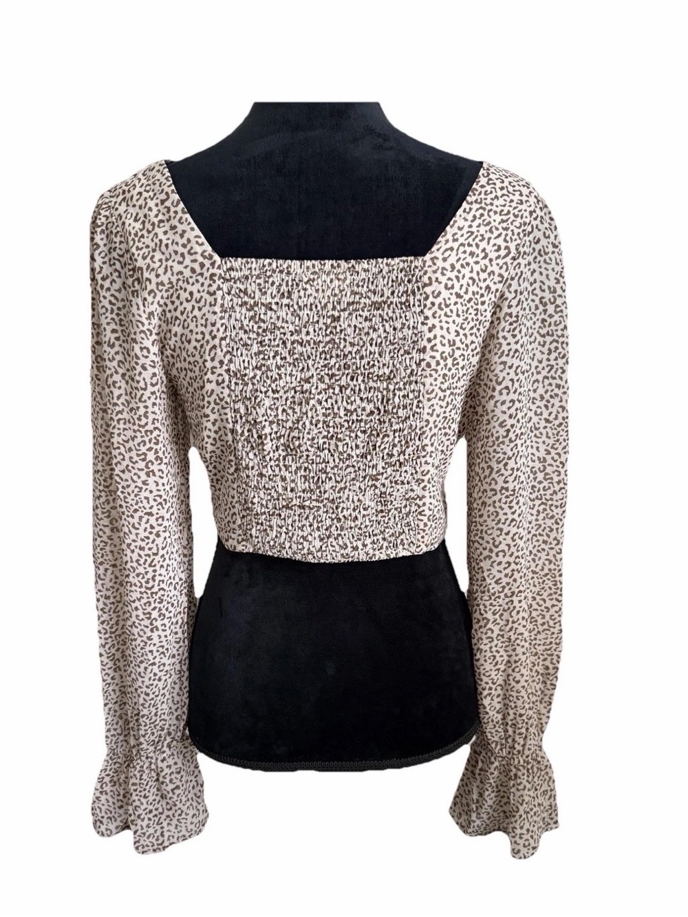 Altar'd State Blouse Womens M Animal Print Smocked Long Sleeve Crop Top Festival - Picture 2 of 8